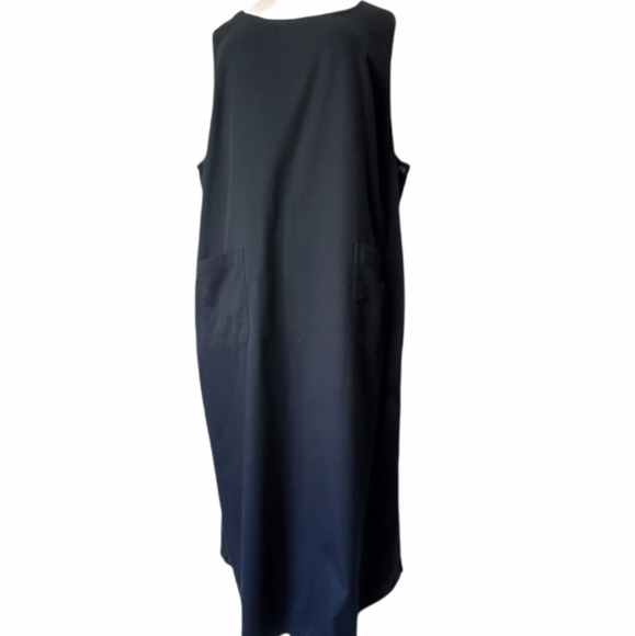 Black Jumper Dress - Picture 7 of 9